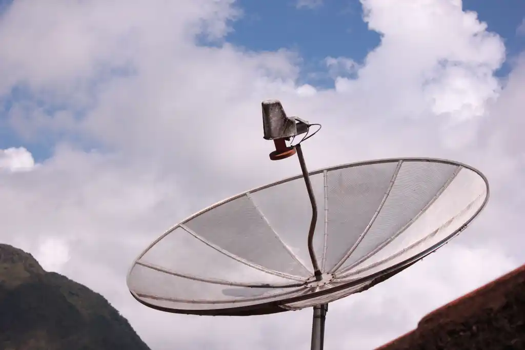 Fact Objects Russia Develops Rassvet Satellite Network as Starlink Access Loss ...