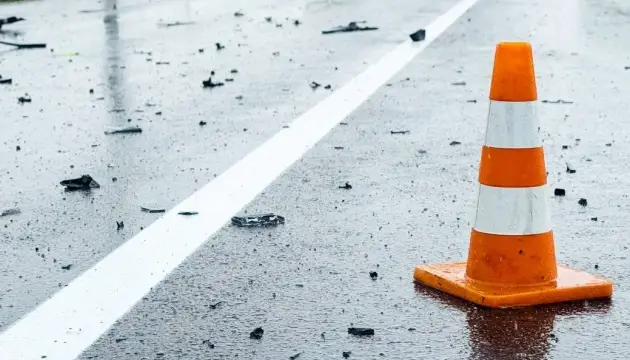 Fact Objects Truck Crashes Into Checkpoint Queue Near Tyachiv, Killing Driver and ...